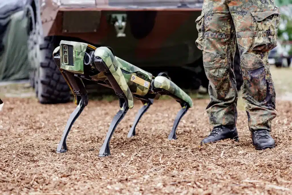 Robodogs جزء من جيش الروبوتات العدو الإسرائيلي في حرب غزة