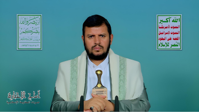 السيد الحوثي يُحسم الموقف البحر الأحمر مغلق لإسرائيل.. ونفّذنا 14 ضربةً نوعيةً في عمقها
