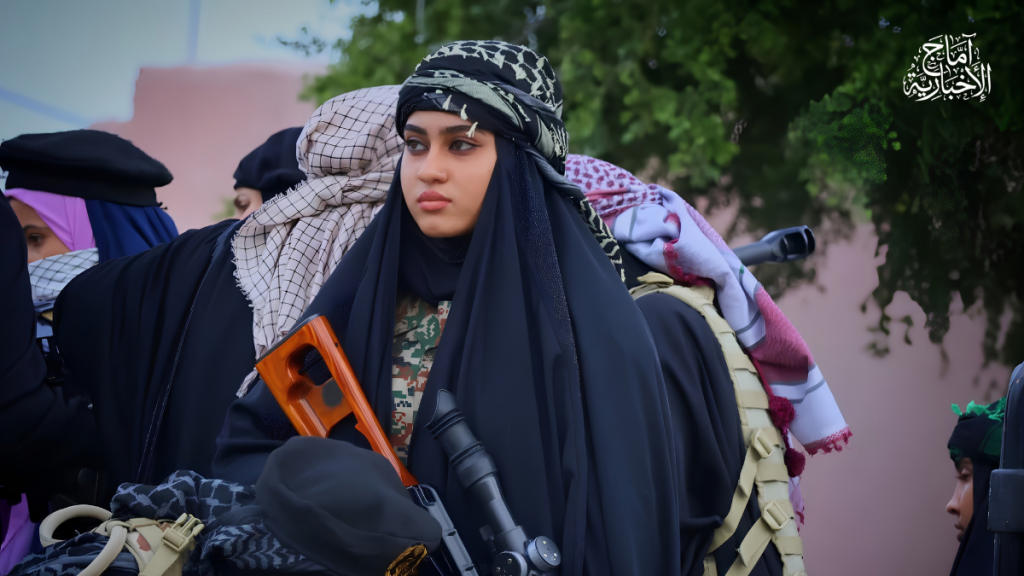 «الفدائيون».. 31 مليون إيراني يوقّعون على «شيك» التضحية بالروح 2 ميزات حملة الفدائيين (جان فدا)